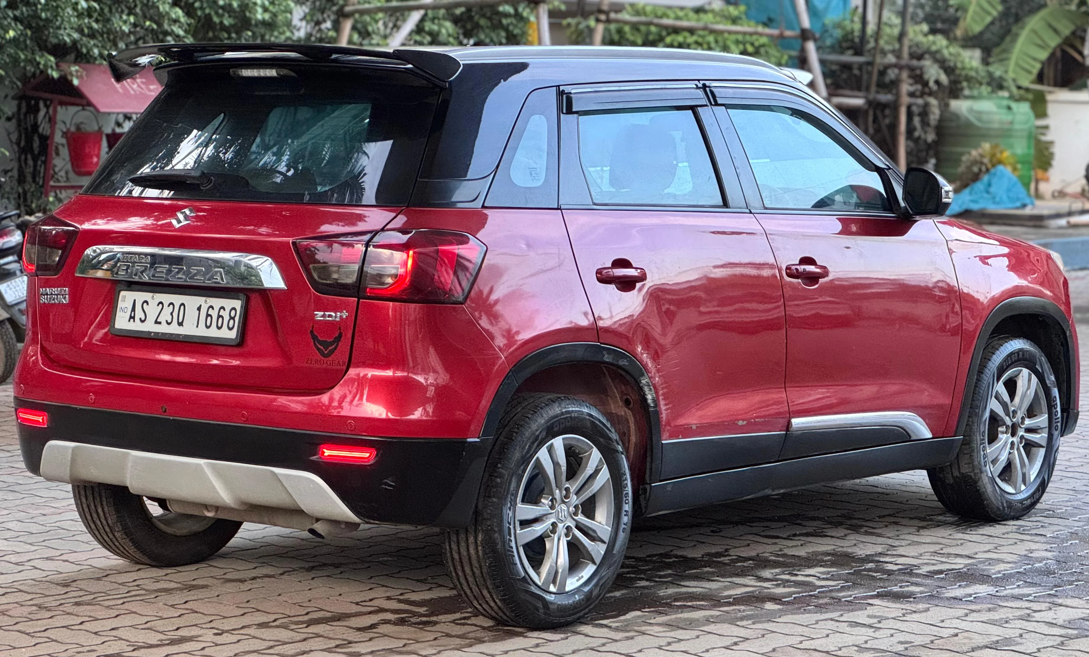 Maruti Suzuki Vitara Brezza - Thumbnail 2